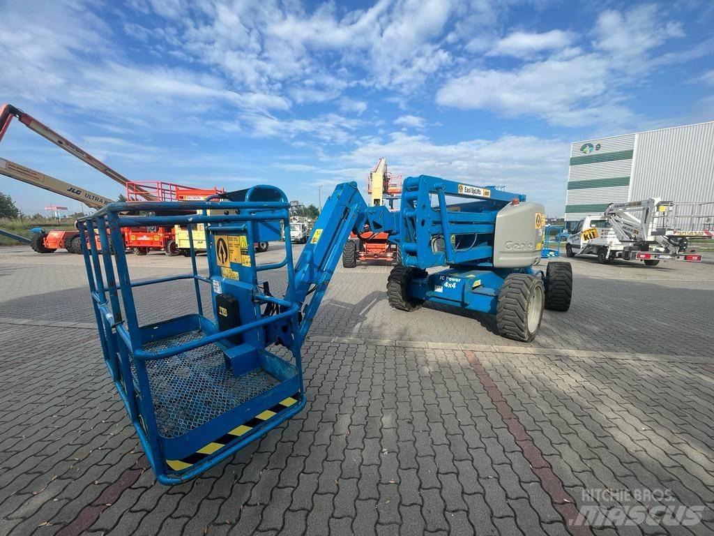 Genie Z 45/25 J RT ブームリフト　屈伸型