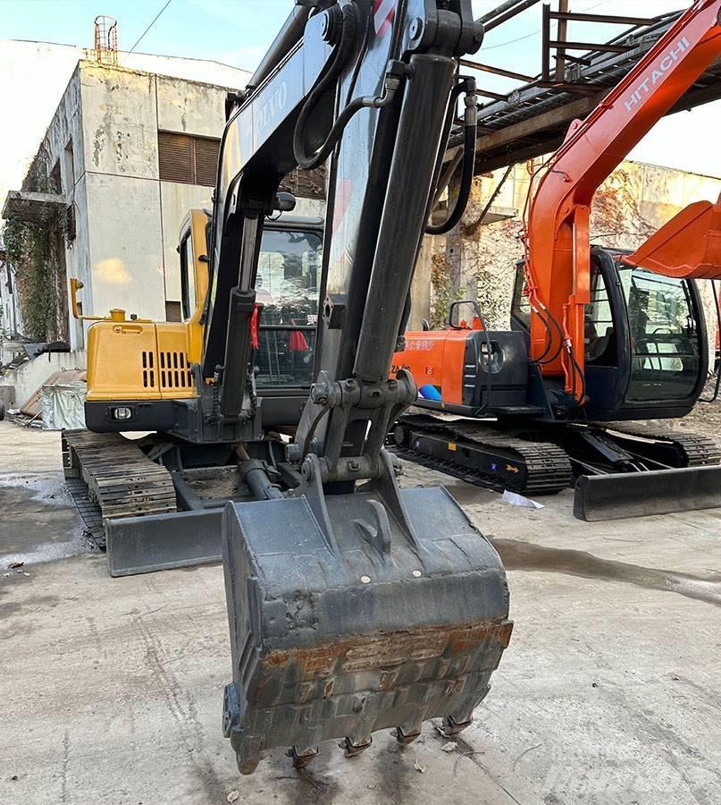 Volvo EC 55 B Pro ミニ油圧ショベル 7t以下（ミニユンボ・ミニディガー）