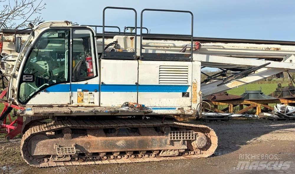 Soilmec SF50 杭打ち機