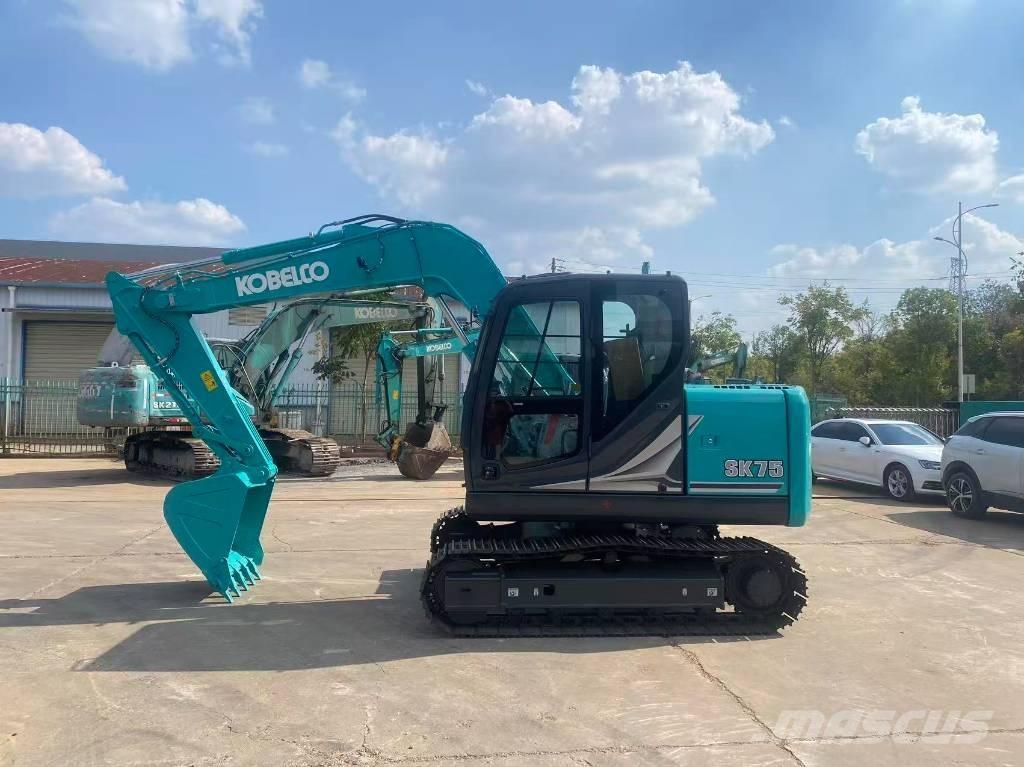 Kobelco SK75-11 大型油圧ショベル12t以上（パワーショベル・ユンボ）