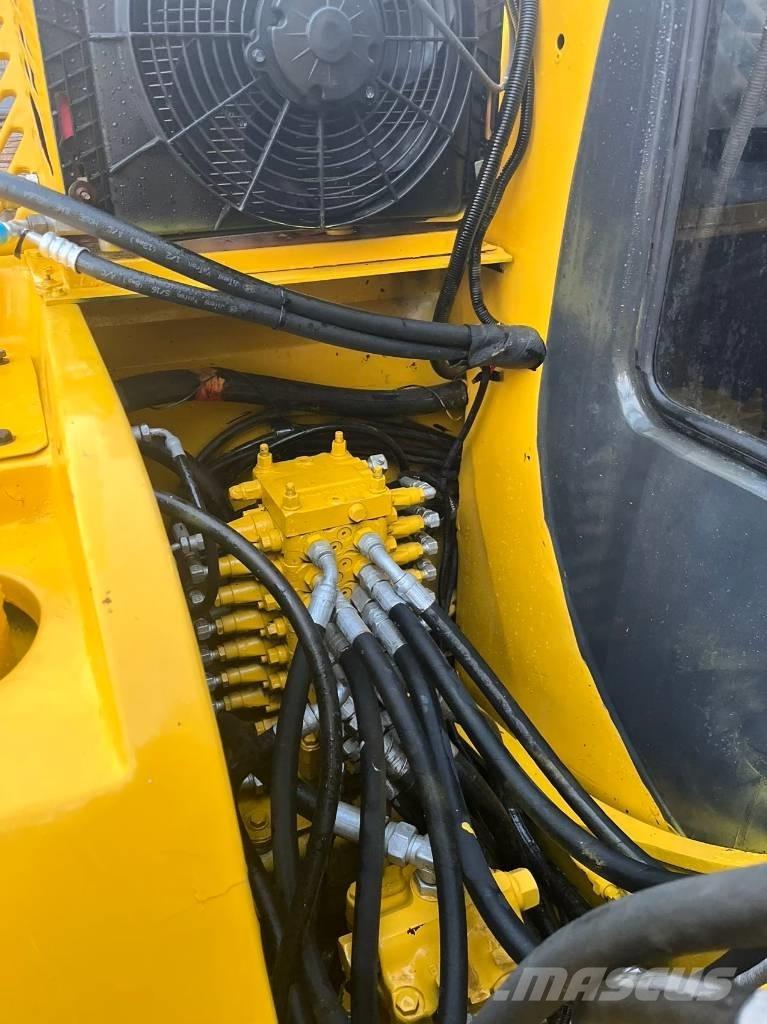 Komatsu PC 60-7 大型油圧ショベル12t以上（パワーショベル・ユンボ）