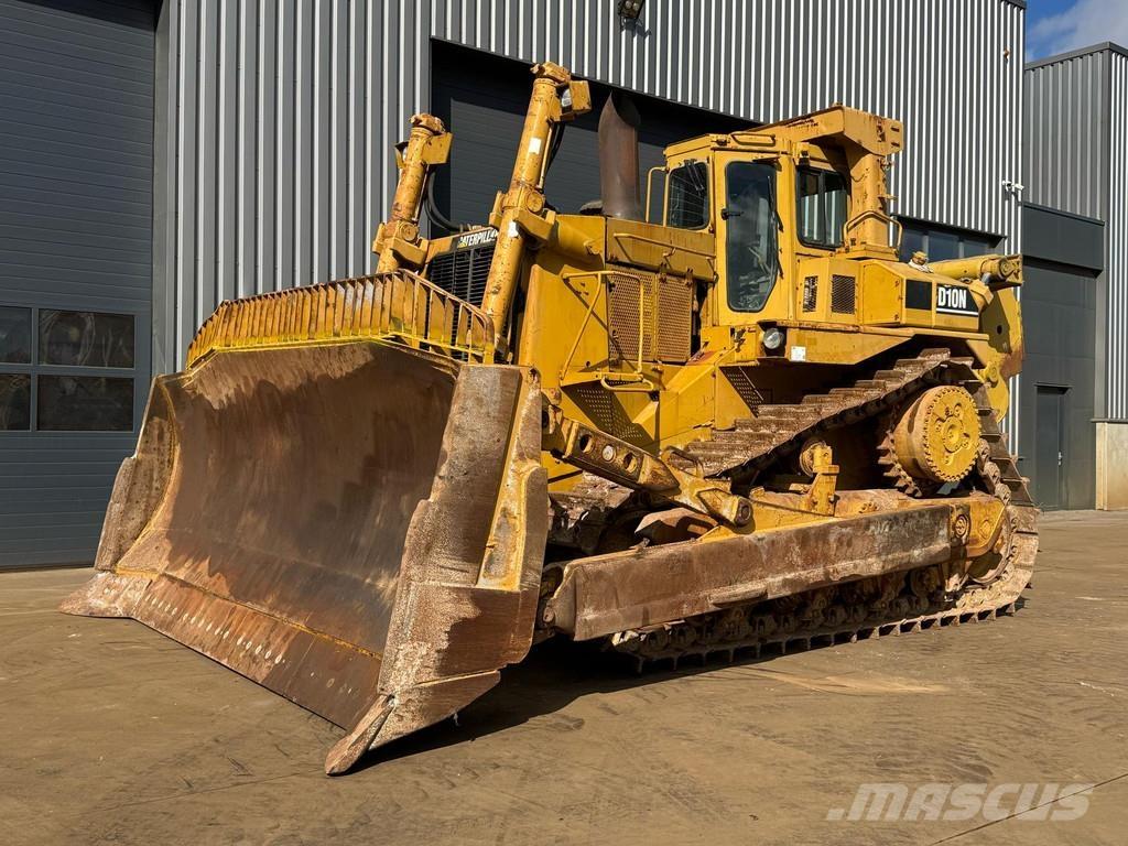 CAT D10N ブルドーザー