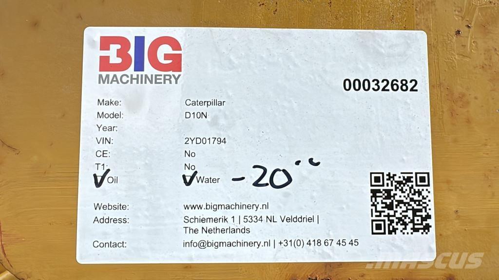 CAT D10N ブルドーザー