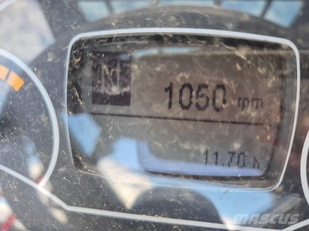 Manitou MLA 2-25 H ミニローダー