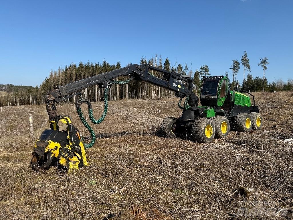 John Deere 1270 G ハーベスター