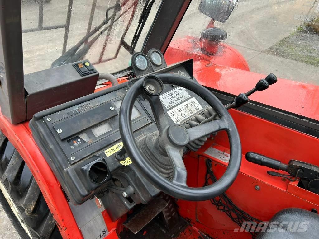 Manitou BT 420 テレスコーピックハンドラー