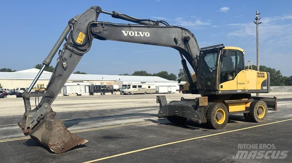 Volvo EW 210 C ホイール式油圧ショベル（パワーショベル・ユンボ・バックホー）