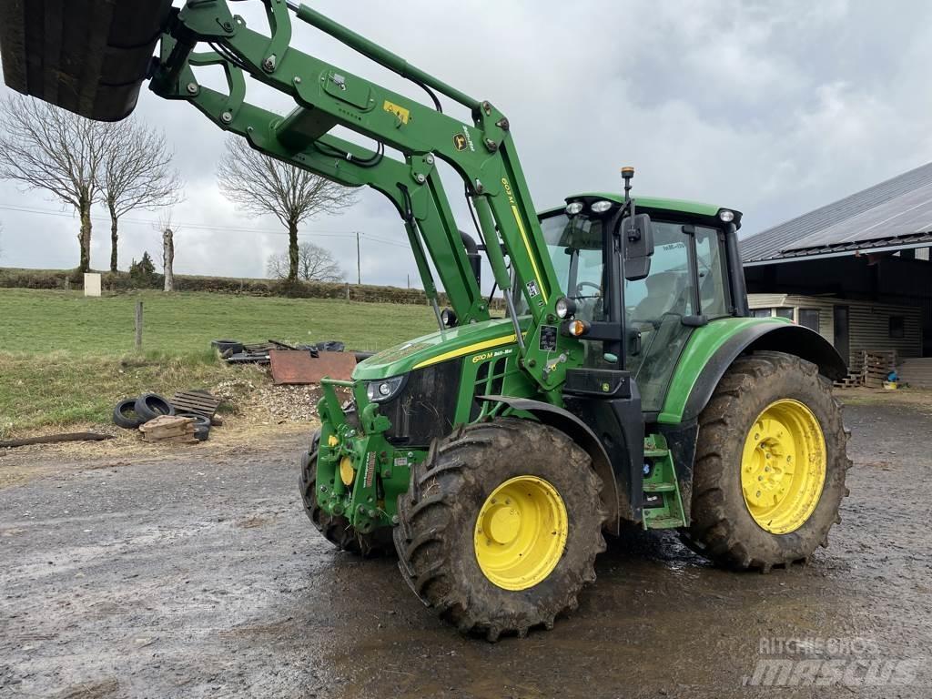 John Deere 6110M トラクター