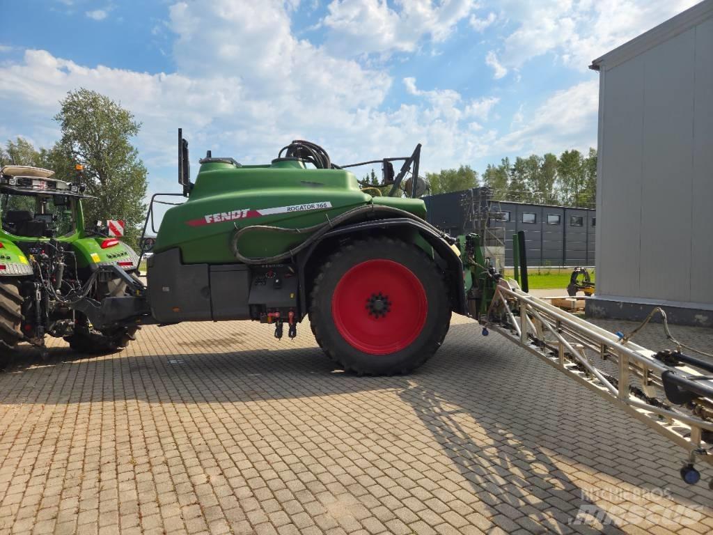 Fendt Rogator 366 牽引型スプレイヤー