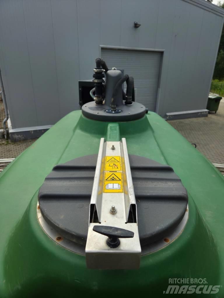 Fendt Rogator 366 牽引型スプレイヤー