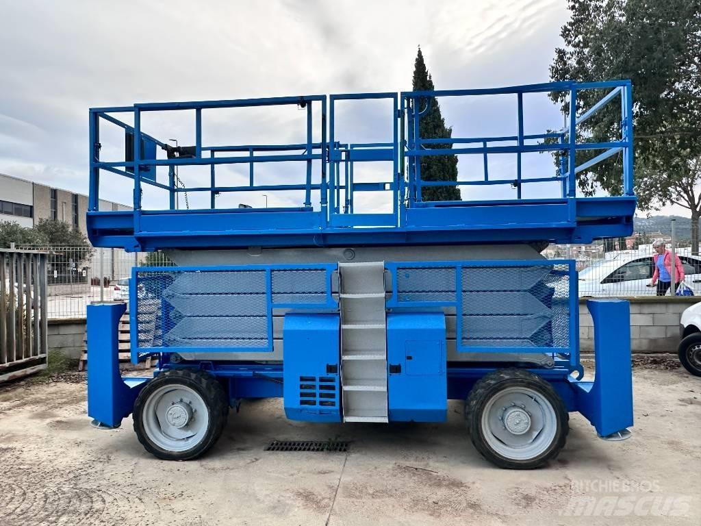Genie GS 5390 RT シザースリフト