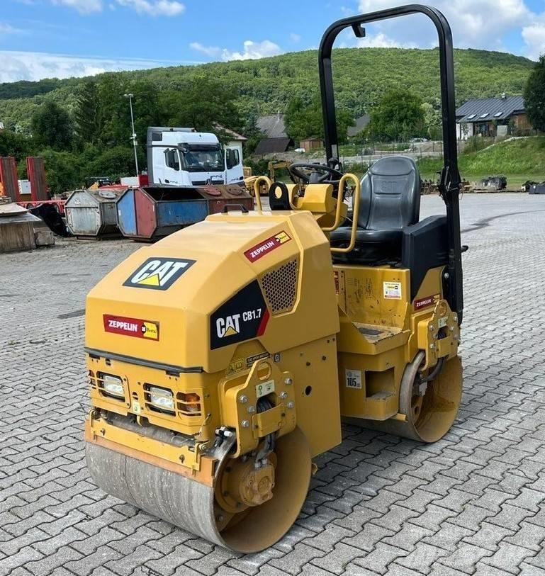 CAT CB 1.7 タンデムローラ