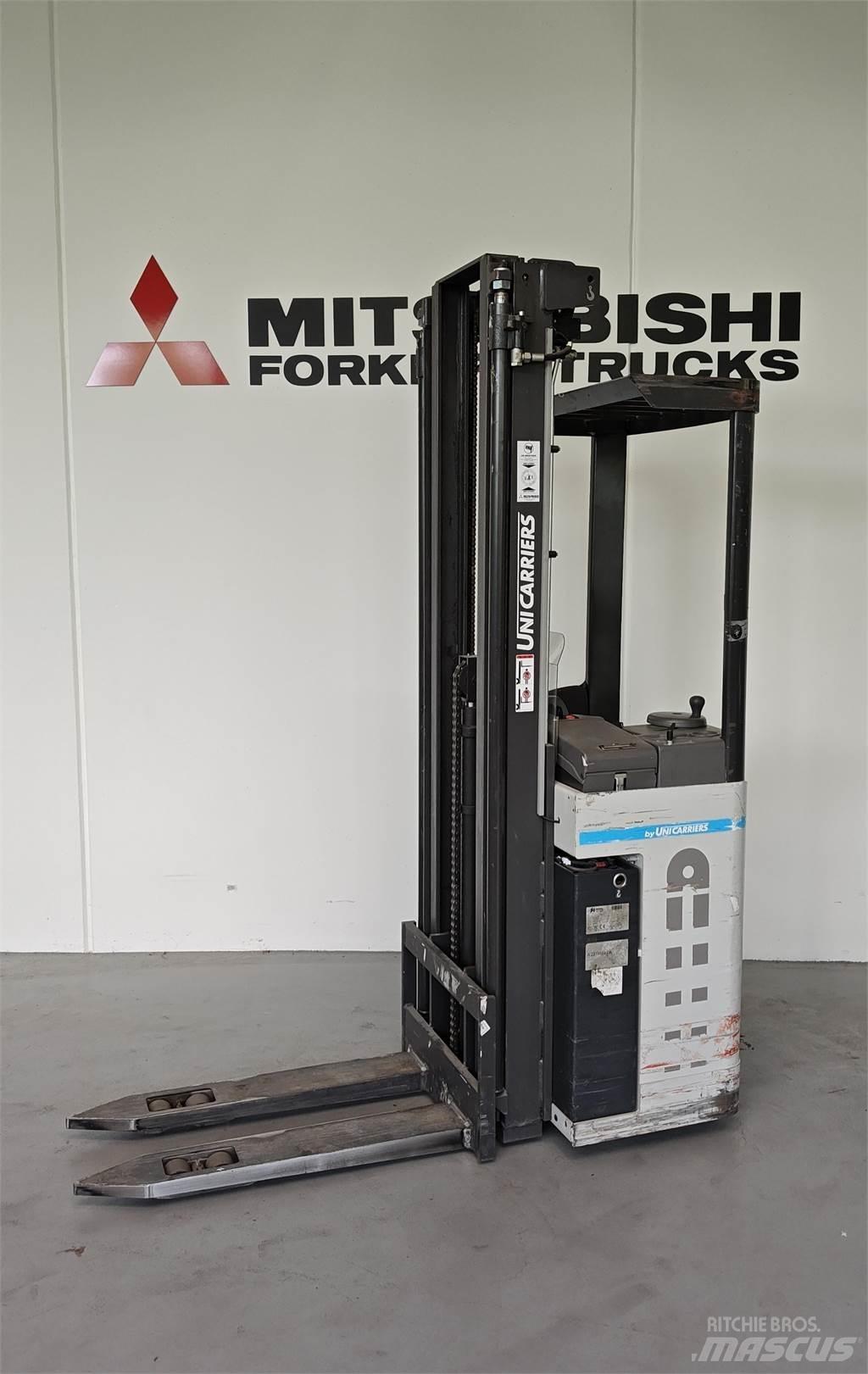 Atlet AJN/160SDT ローリフトとプラットフォーム