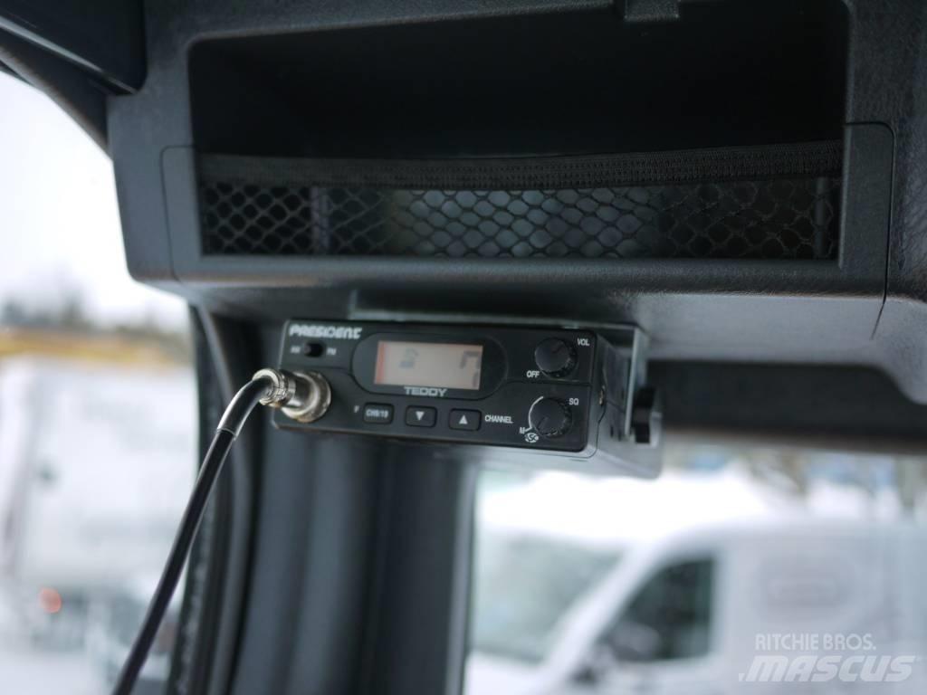 Hyundai R 55W-9A ホイール式油圧ショベル（パワーショベル・ユンボ・バックホー）