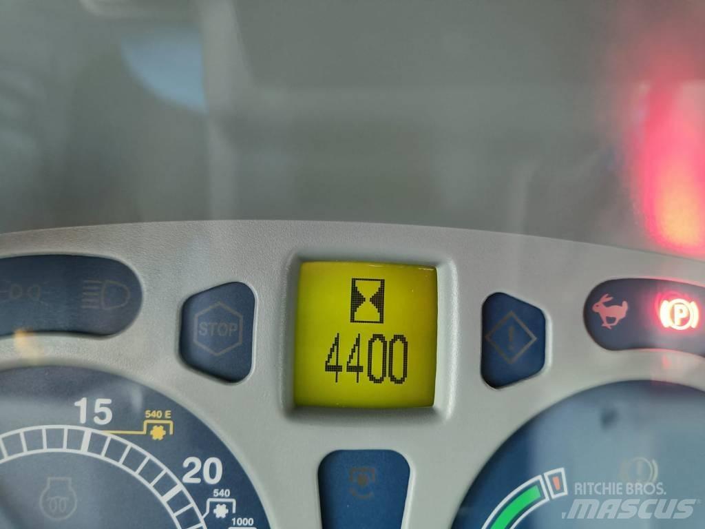 New Holland T 5050 トラクター