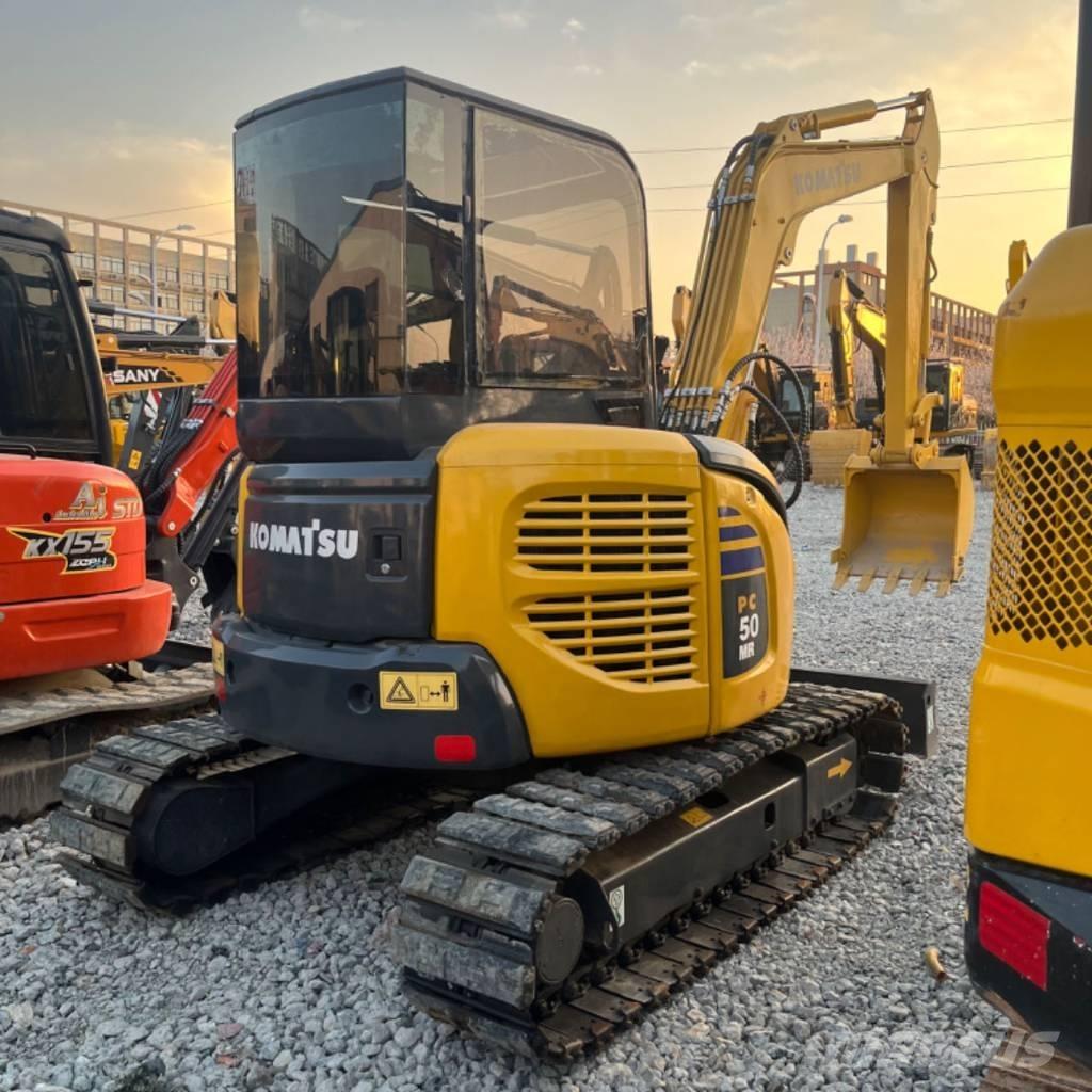 Komatsu PC 50 MR ミニ油圧ショベル 7t以下（ミニユンボ・ミニディガー）