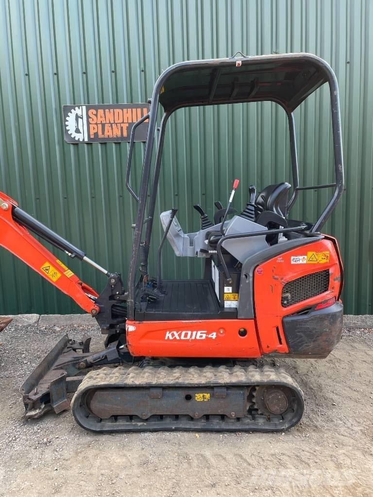 Kubota KX 016-4 ミニ油圧ショベル 7t以下（ミニユンボ・ミニディガー）