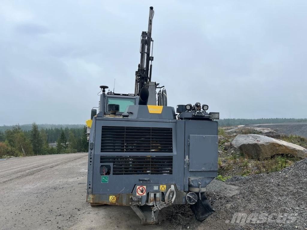Epiroc Smartroc T35 サーフェイスドリルリグ