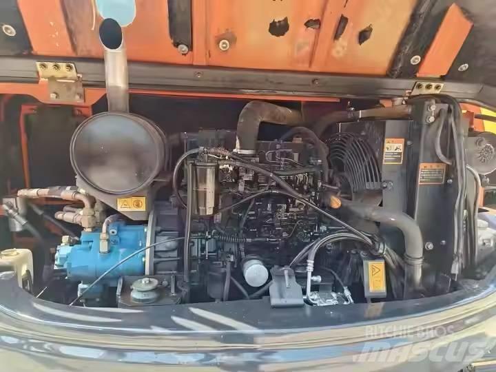 Doosan DX 80 - 9C ミニ油圧ショベル 7t以下（ミニユンボ・ミニディガー）