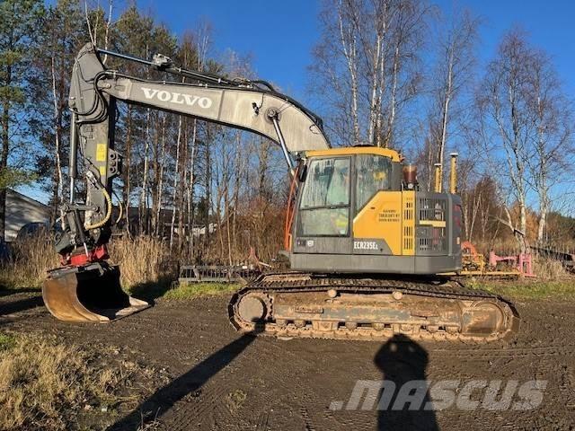 Volvo ECR 235 EL 大型油圧ショベル12t以上（パワーショベル・ユンボ）
