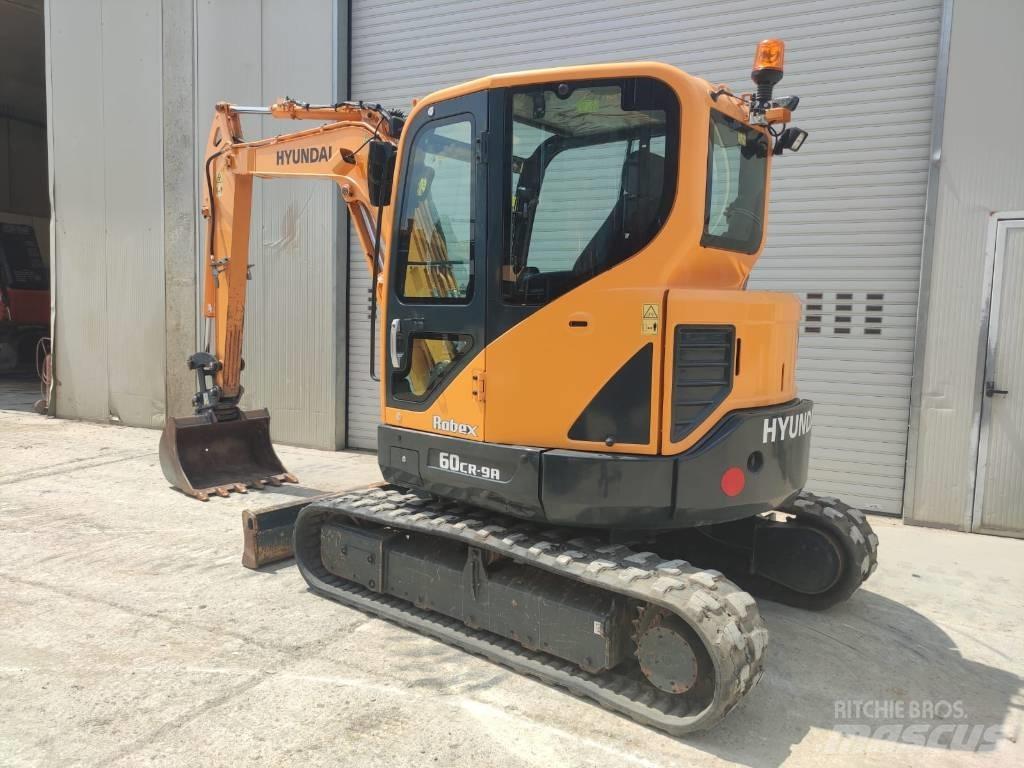 Hyundai R60CR-9A ミニ油圧ショベル 7t以下（ミニユンボ・ミニディガー）