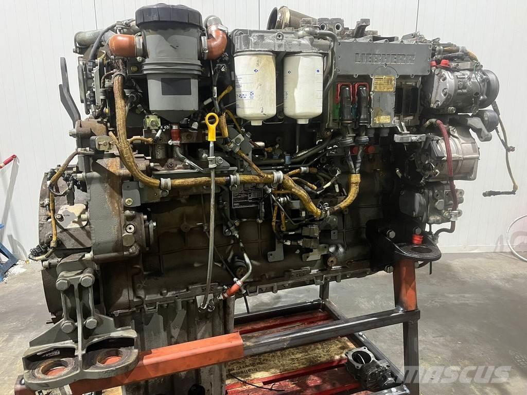 Liebherr D936 A7 エンジン