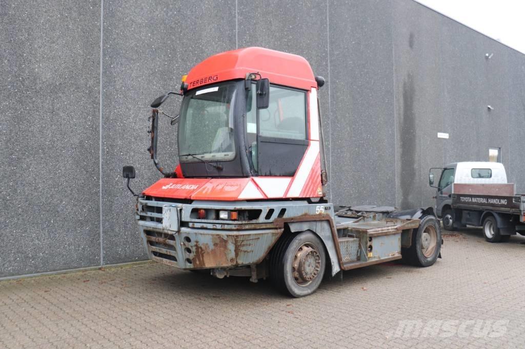 Terberg RT 222 ターミナルトラクター