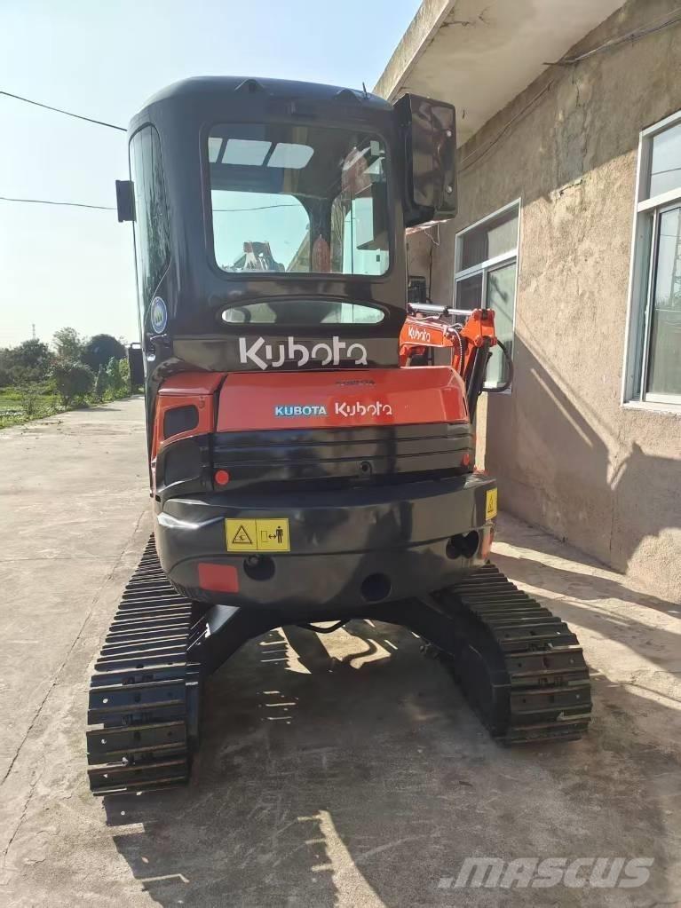 Kubota U 35 ミニ油圧ショベル 7t以下（ミニユンボ・ミニディガー）