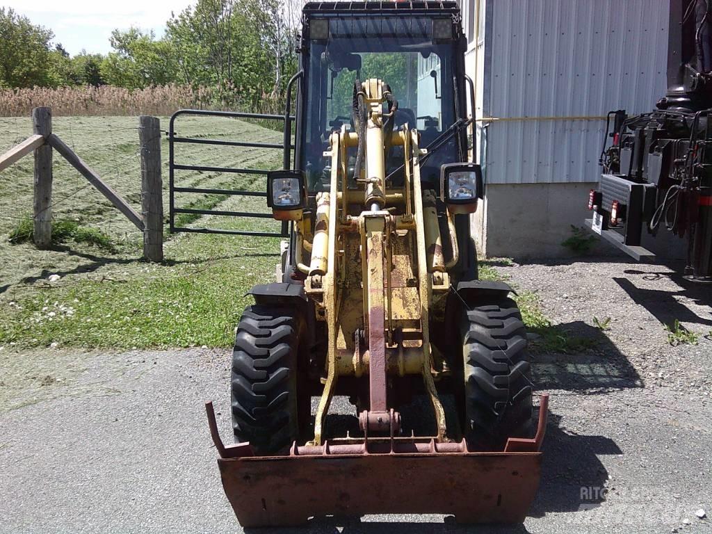 Wacker Neuson WL 25 ホイールローダー・タイヤショベル