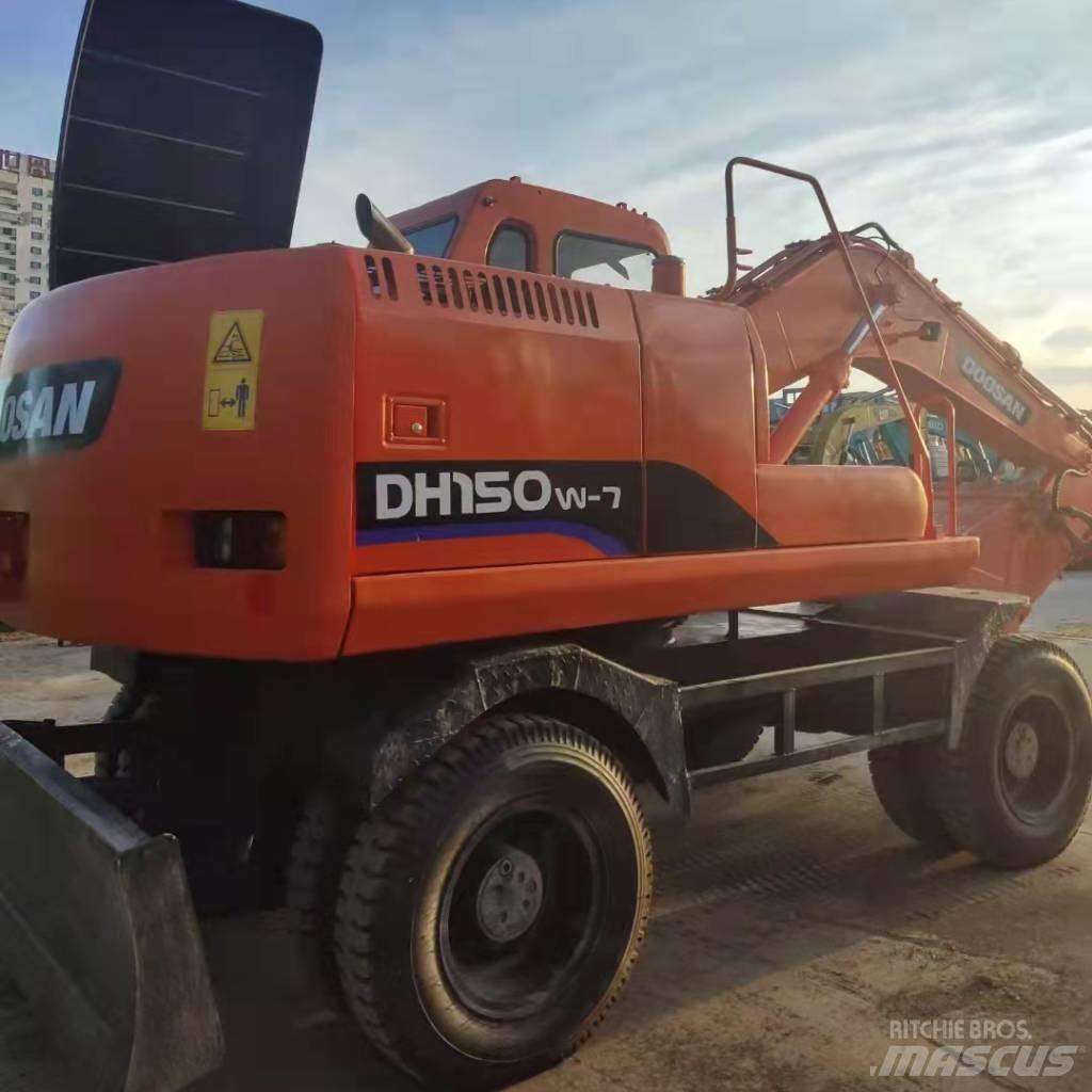 Doosan DH 150 W-7 ホイール式油圧ショベル（パワーショベル・ユンボ・バックホー）