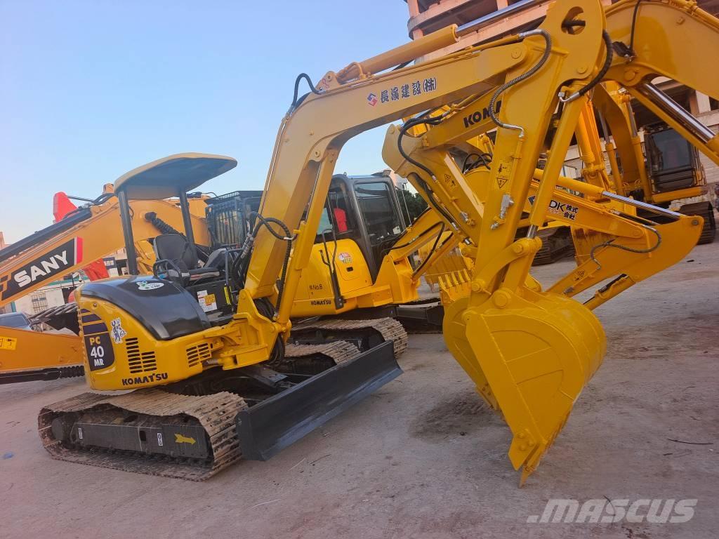 Komatsu PC 55 MR ミニ油圧ショベル 7t以下（ミニユンボ・ミニディガー）