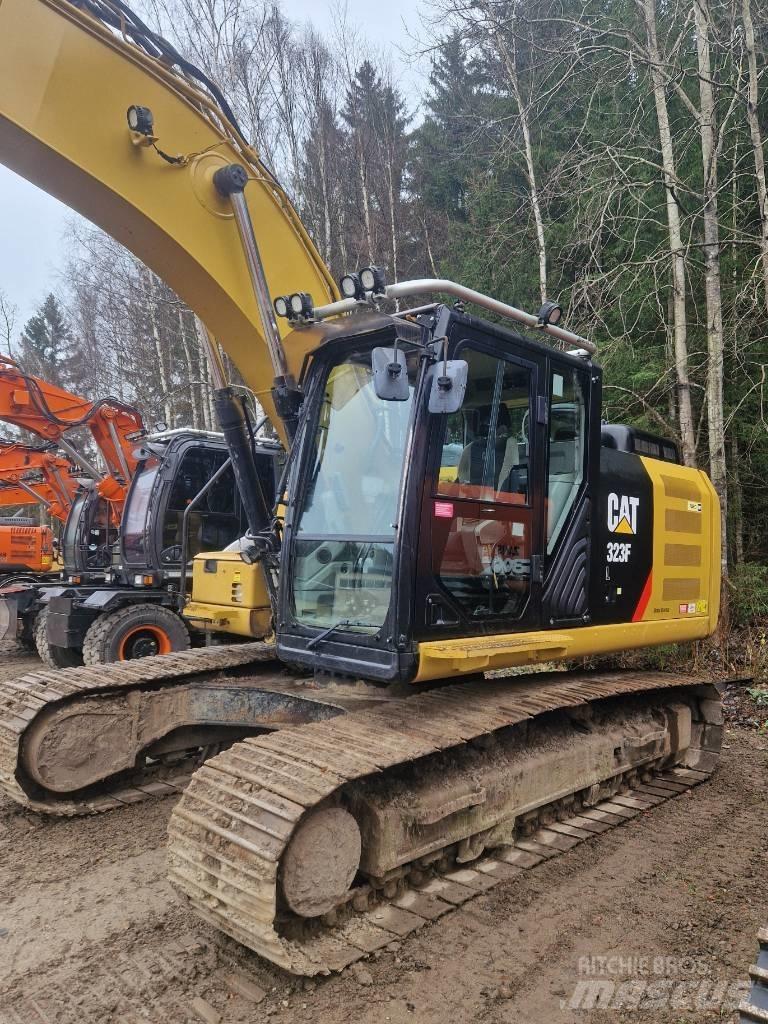 CAT 323 F L 大型油圧ショベル12t以上（パワーショベル・ユンボ）