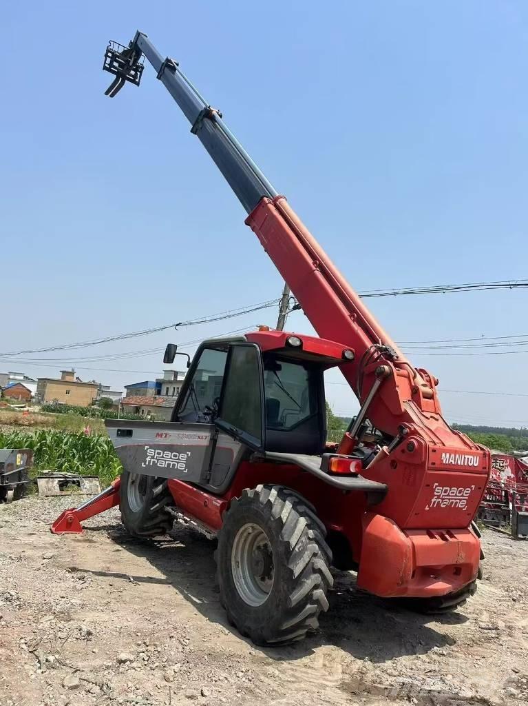 Manitou MT 1740 SL T スキッドステアローダー