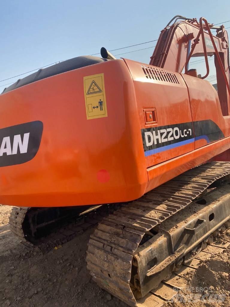 Doosan dh220lc-7 大型油圧ショベル12t以上（パワーショベル・ユンボ）