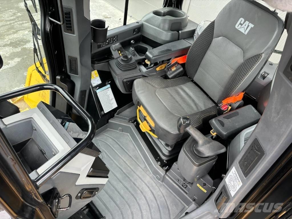CAT D5-17 LGP ブルドーザー