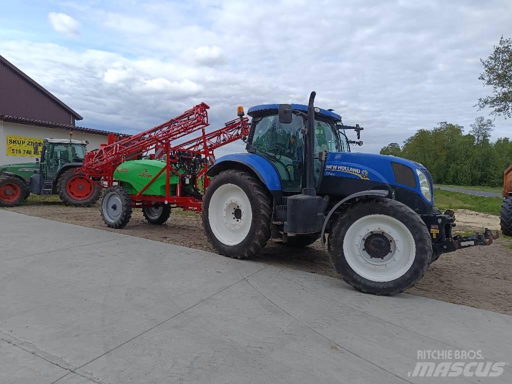 New Holland T 7.200 トラクター