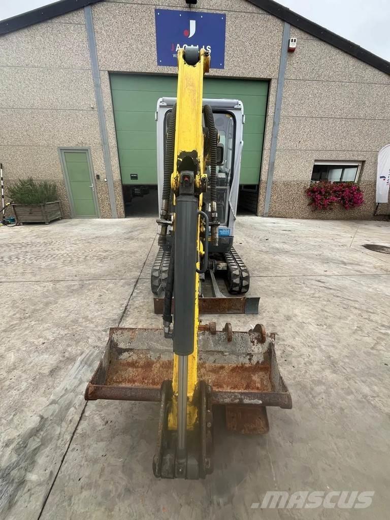 Wacker Neuson ET16 ミニ油圧ショベル 7t以下（ミニユンボ・ミニディガー）