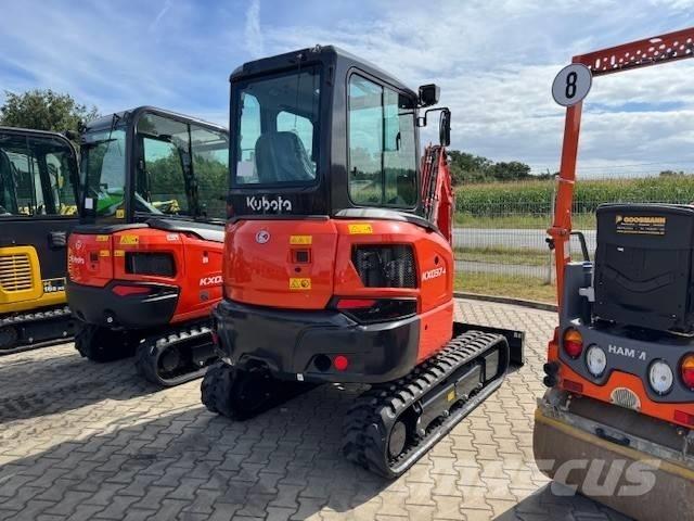 Kubota KX 037-4 ミニ油圧ショベル 7t以下（ミニユンボ・ミニディガー）