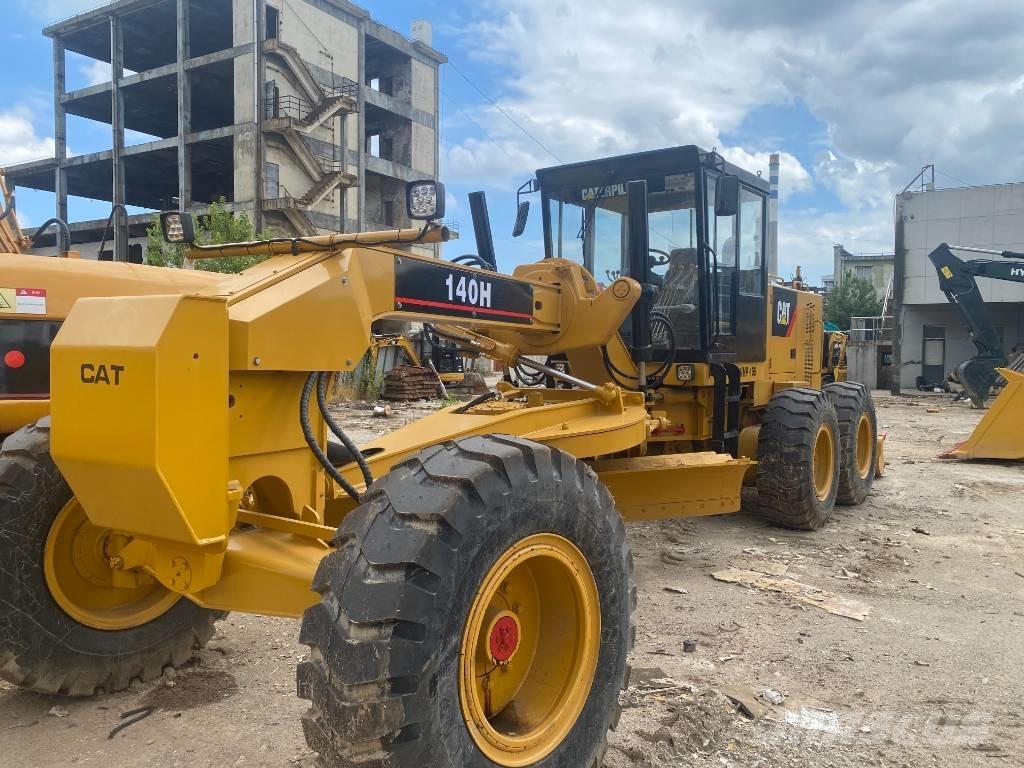 CAT 140 H モーターグレーダー