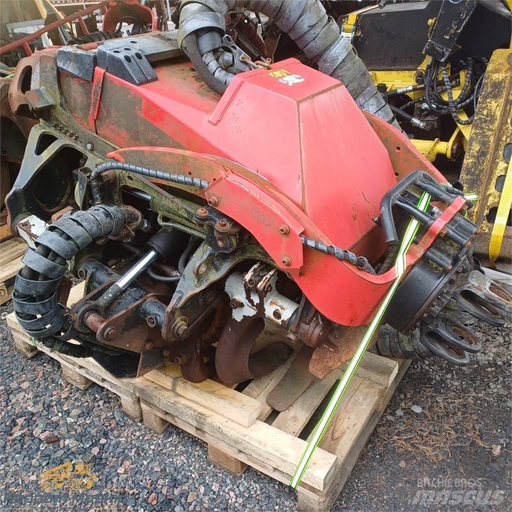 Komatsu C144 ハーベスタヘッド