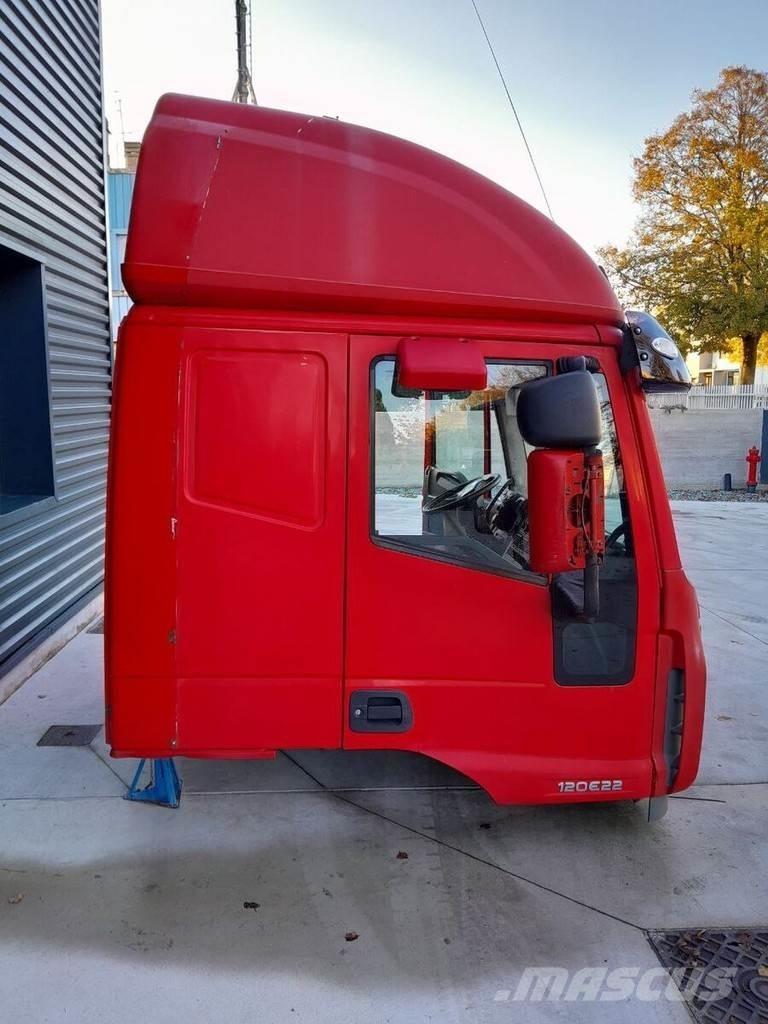 Iveco Eurocargo キャビン及び内装
