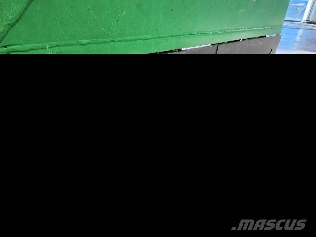 Sami VM 3200 スノーブレードとプラウ