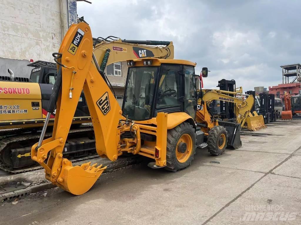 JCB 3 CX バックホーローダー