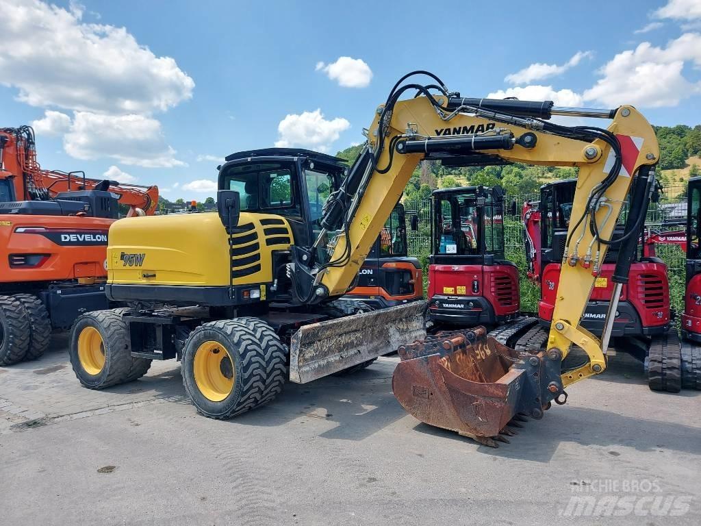 Yanmar B 95 W ホイール式油圧ショベル（パワーショベル・ユンボ・バックホー）