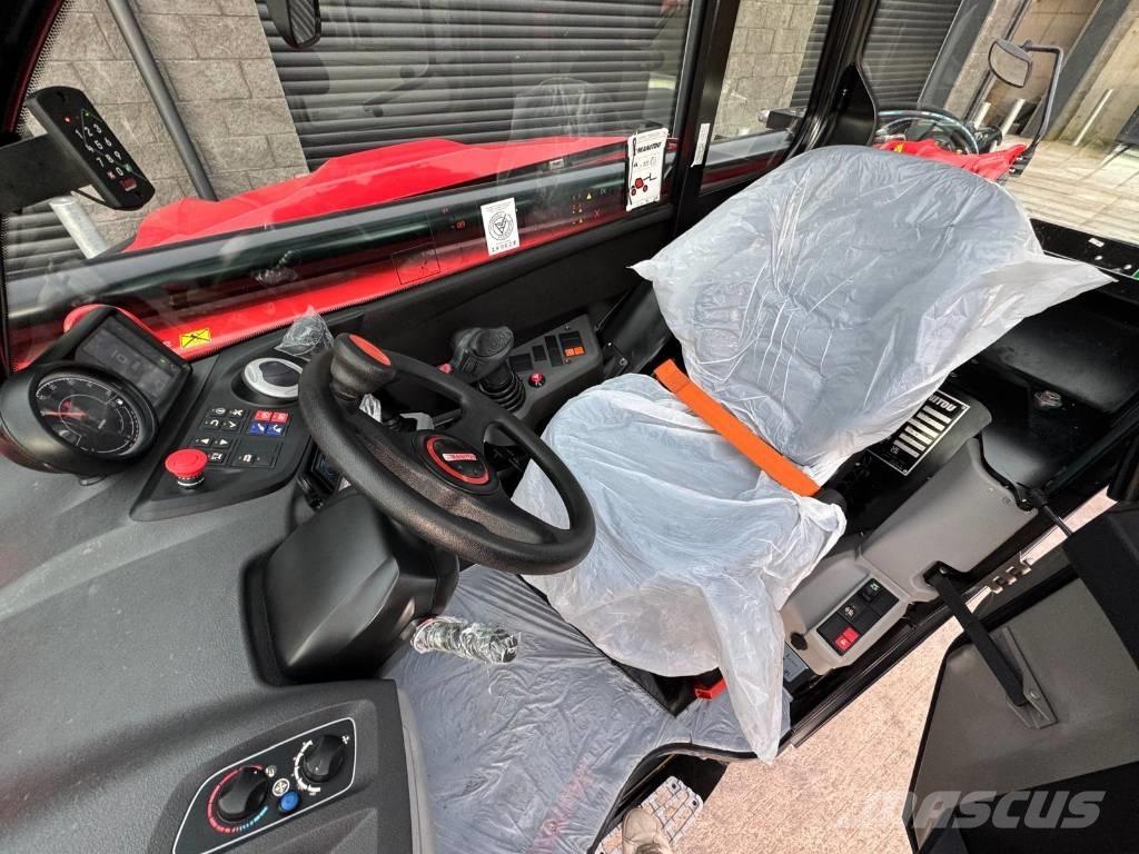 Manitou MT 935 テレスコーピックハンドラー