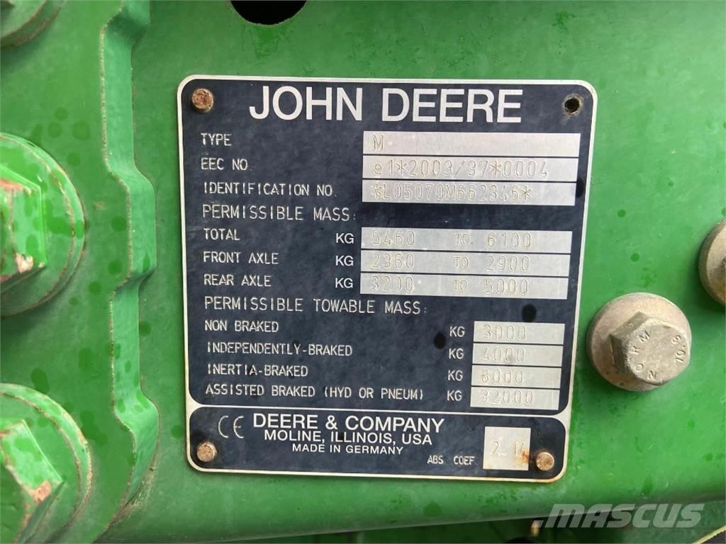 John Deere 5070M トラクター