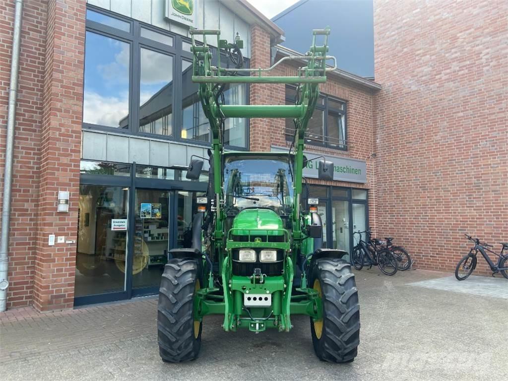 John Deere 5070M トラクター