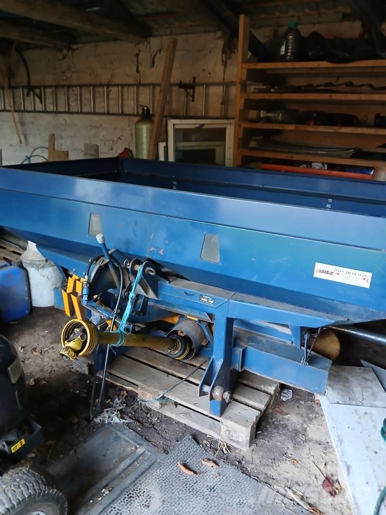 Bogballe D1000 肥料散布機