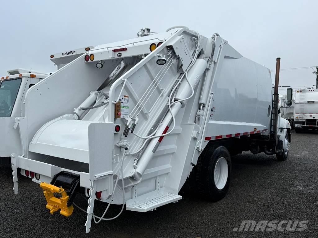 Hino 338 塵芥車、パッカー車