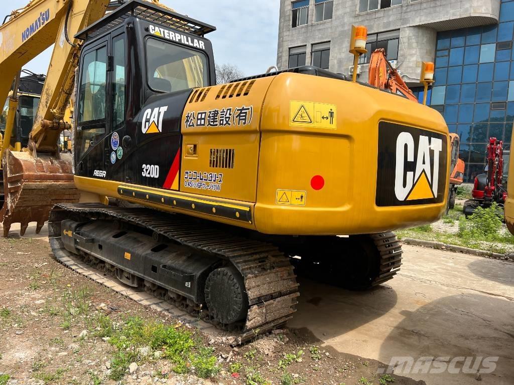 CAT 320 D 大型油圧ショベル12t以上（パワーショベル・ユンボ）